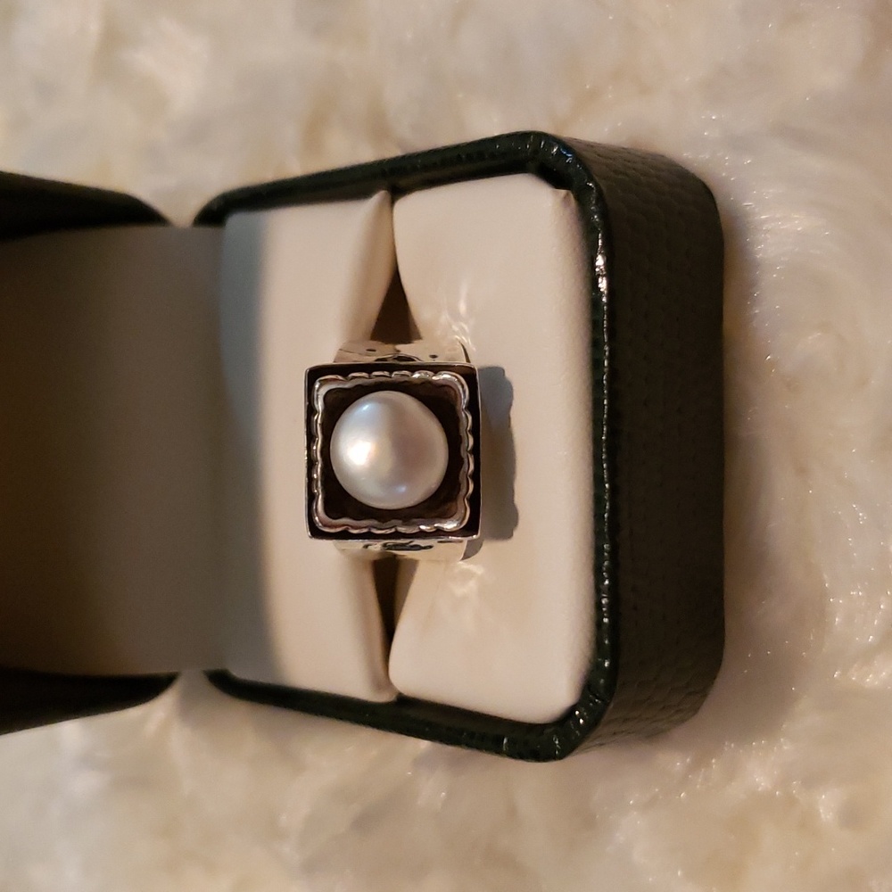 Silpada Square Silver Ring with White Pearl
